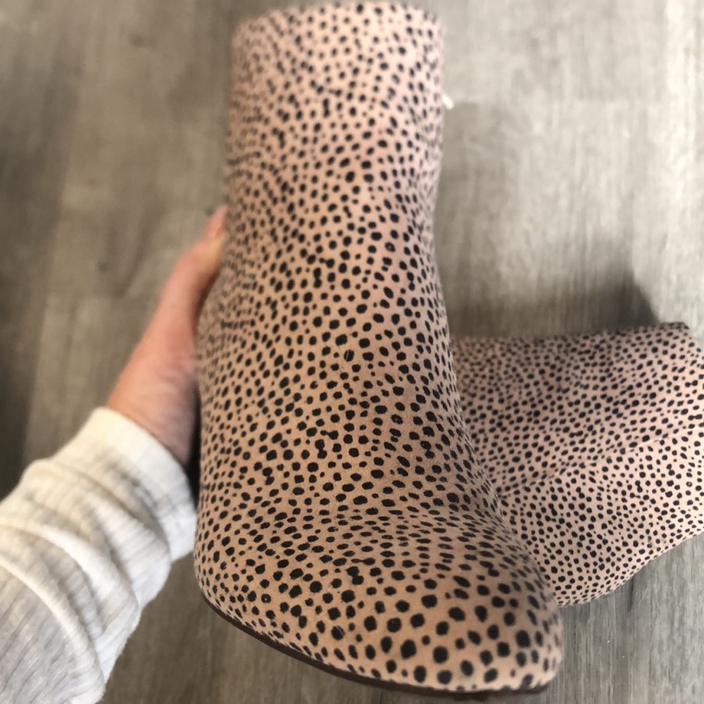 Express Booties - Picture 3 of 4
